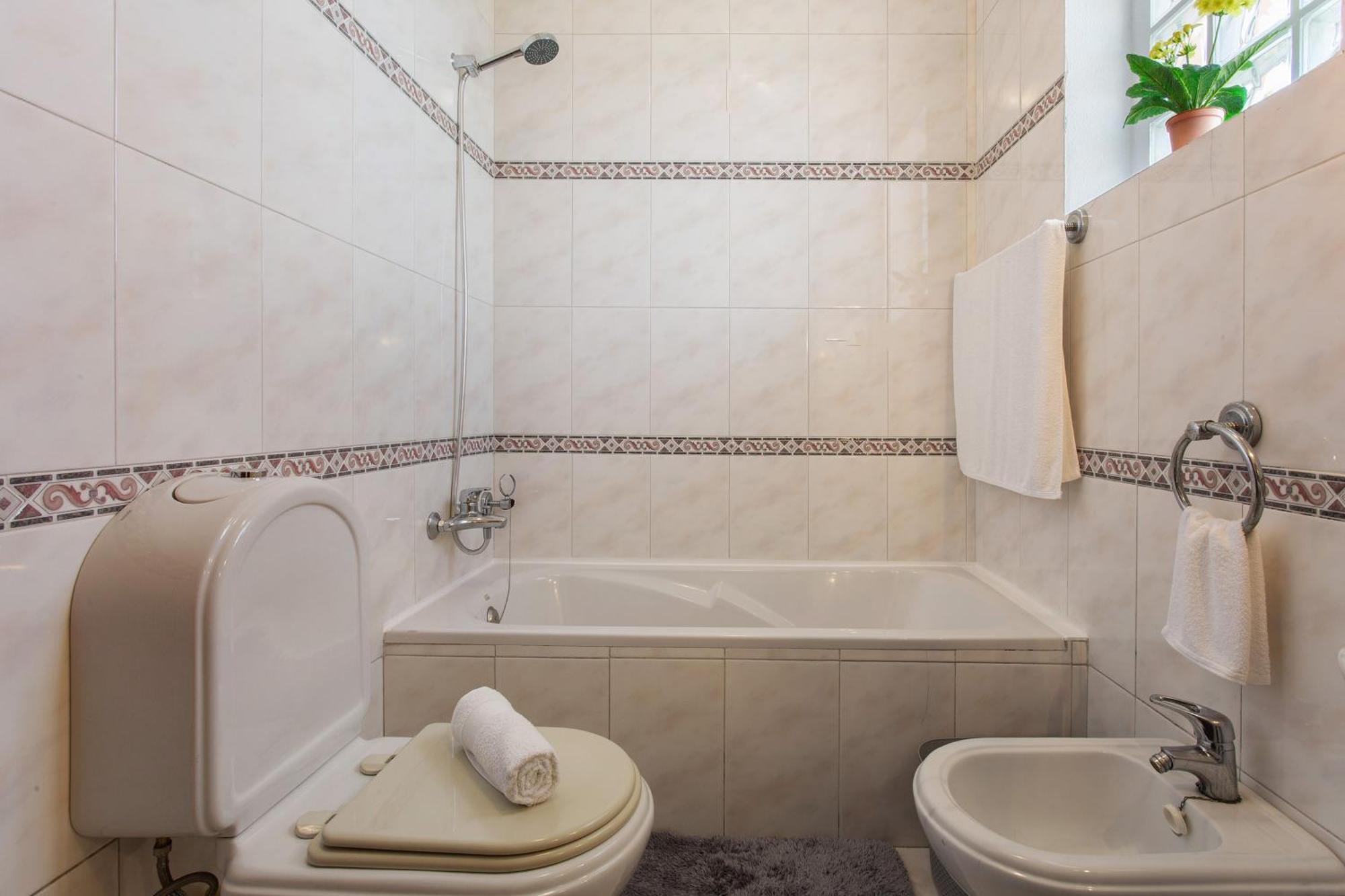 Apartamento Maria Canhas Exterior photo